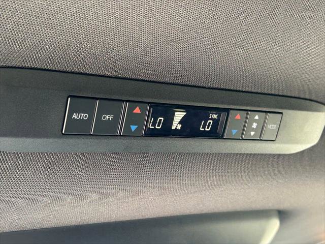 Certified 2025 Toyota Sienna XSE w/ XSE Premium Package image 26