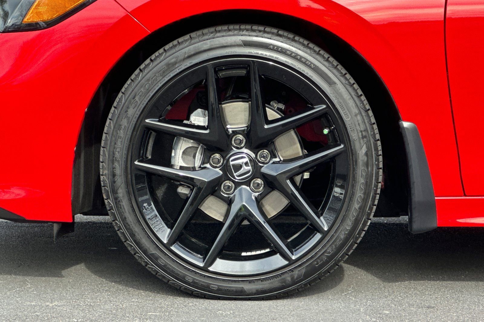 Used 2025 Honda Civic Sport image 31