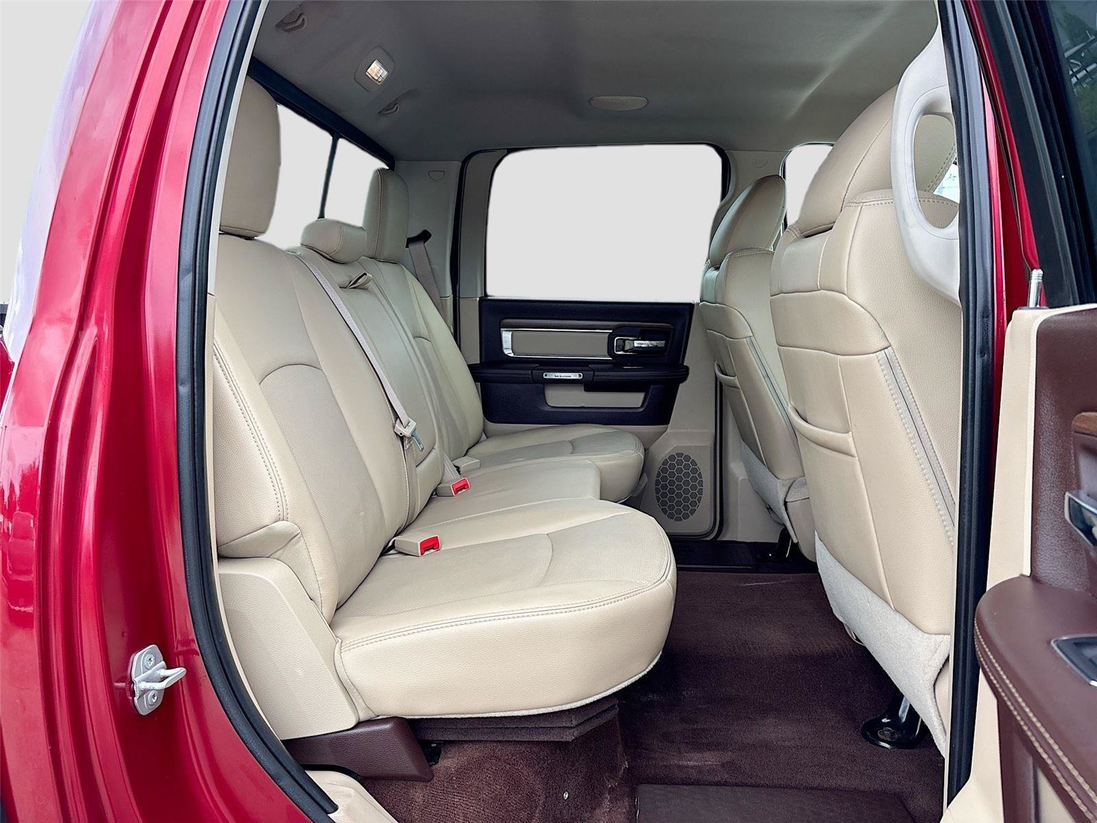 Used 2015 RAM 1500 Laramie w/ Convenience Group RWD image 26