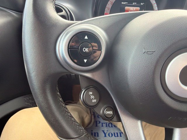 Used 2016 smart fortwo Coupe RWD image 18