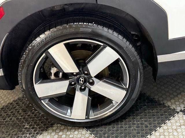 Used 2025 Hyundai Santa Fe Limited image 15