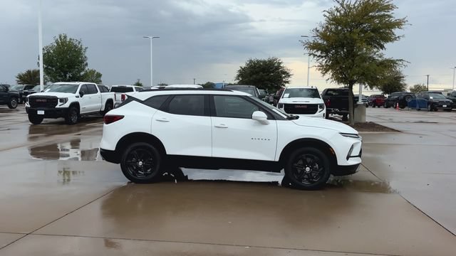 Used 2024 Chevrolet Blazer LT w/ Convenience Package FWD image 9