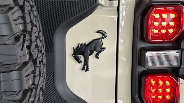 New 2025 Ford Bronco Raptor image 13