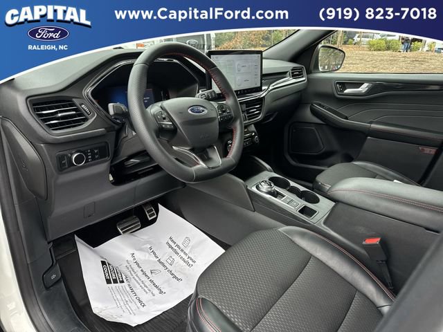 Certified 2024 Ford Escape ST-Line w/ Tech Pack #1 AWD/4WD image 18