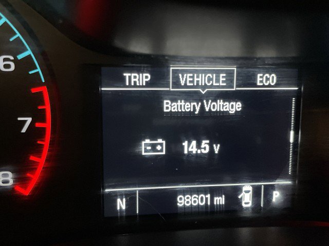 Used 2015 Chevrolet Colorado LT w/ LT Convenience Package RWD image 16