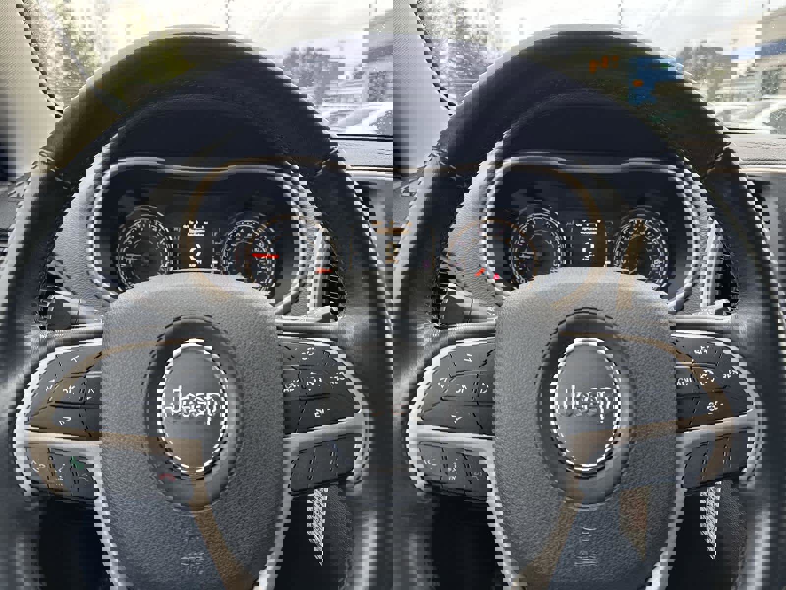 Used 2015 Jeep Cherokee Latitude w/ Cold Weather Group image 17