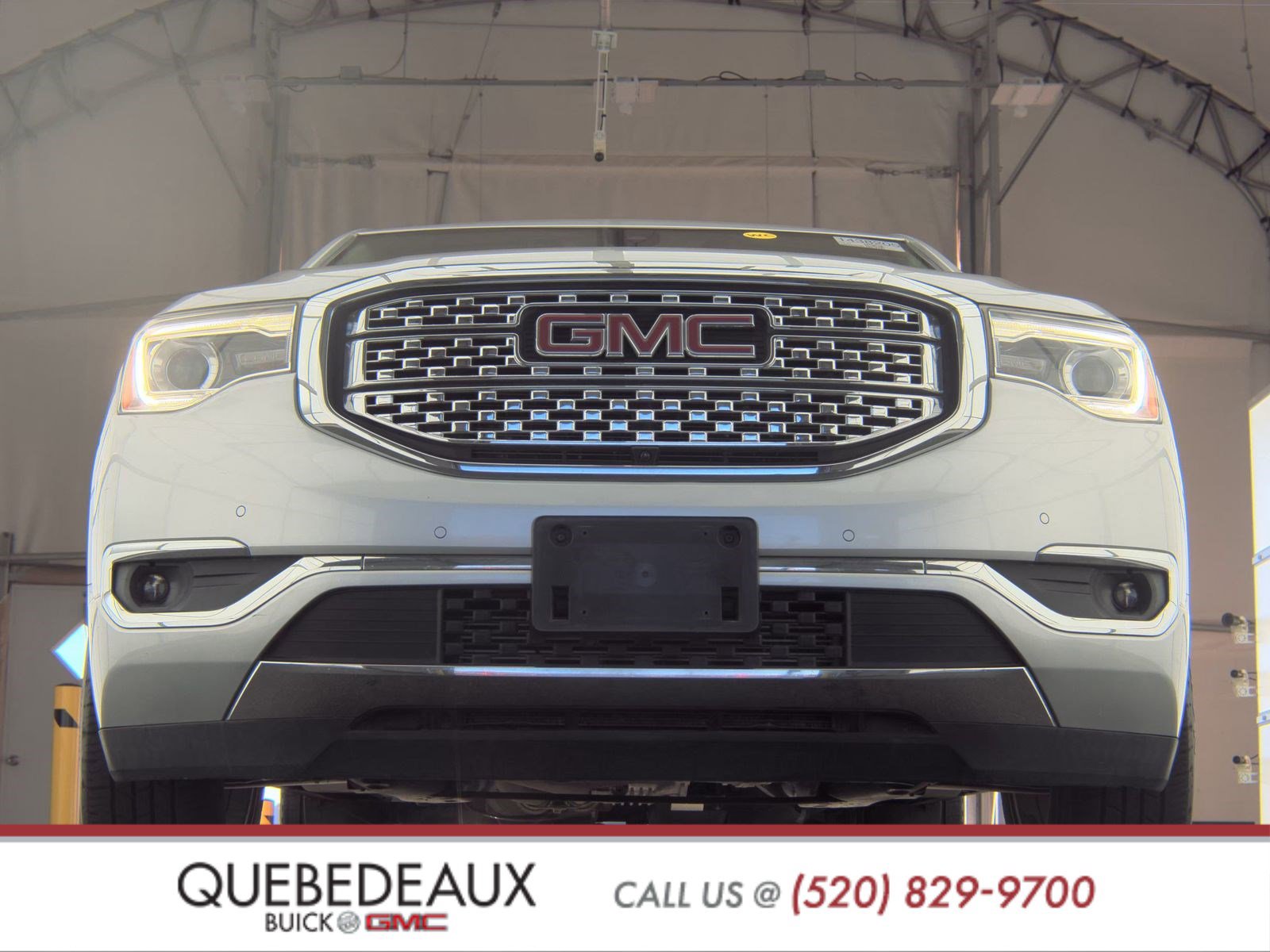 Used 2017 GMC Acadia Denali w/ Technology Package image 4