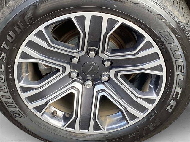 Used 2024 Jeep Wagoneer 4WD w/ Premium Group I image 28