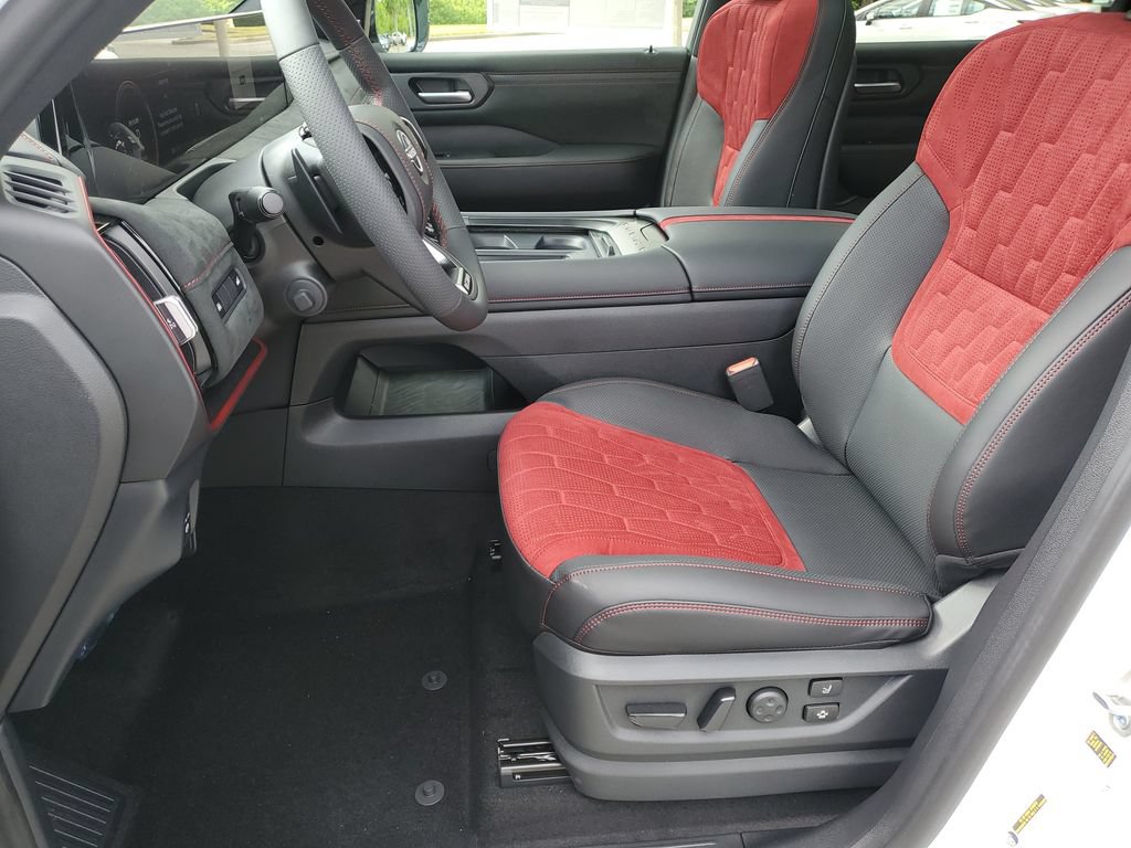 New 2026 Nissan Armada NISMO AWD/4WD image 18