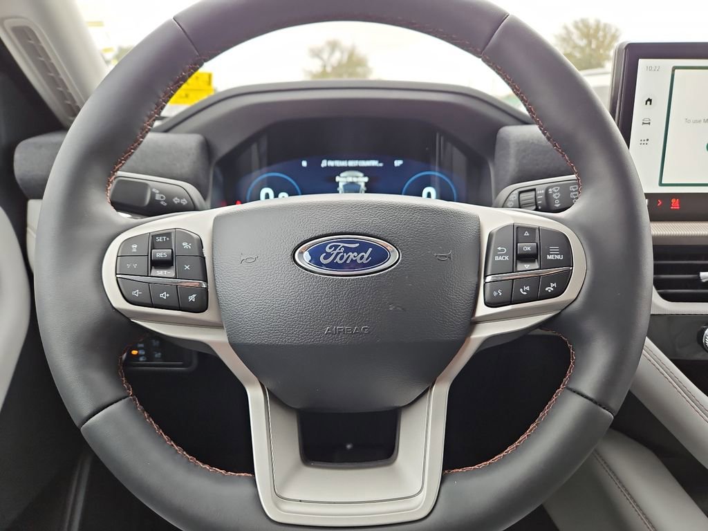 New 2026 Ford Explorer Active w/ Active Comfort Package image 27