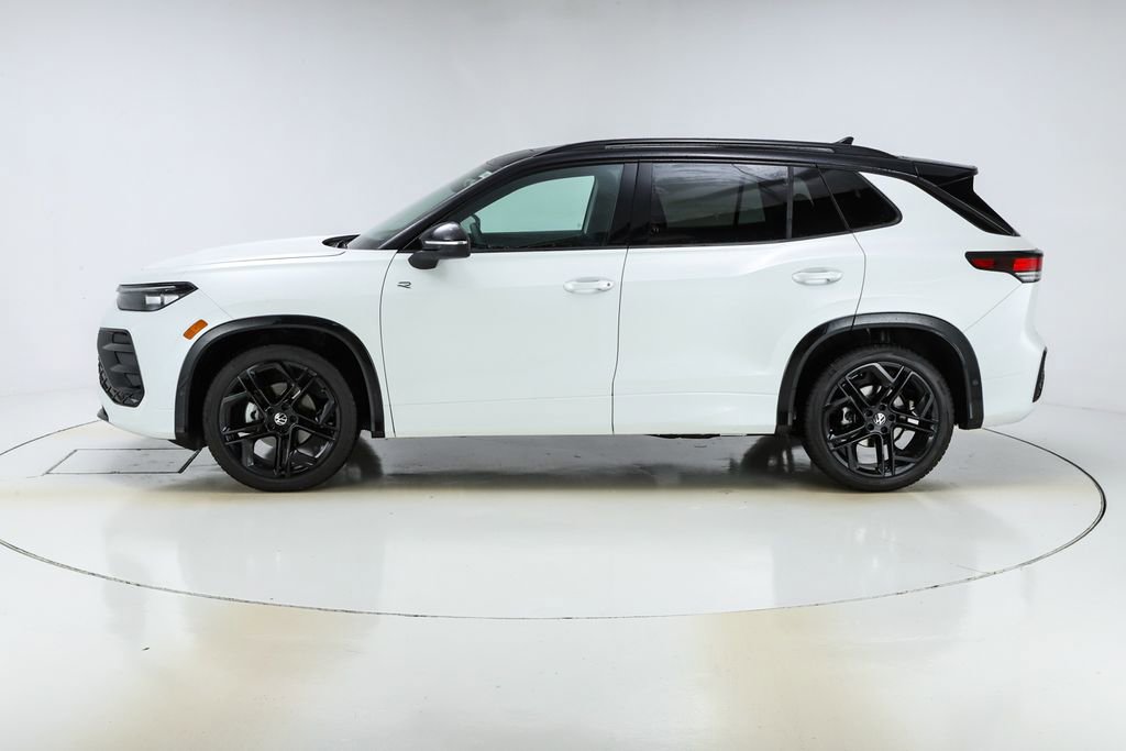 New 2026 Volkswagen Tiguan SE R-Line image 41