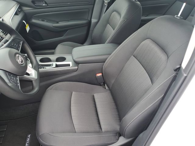 New 2026 Nissan Altima 2.5 SV FWD image 18