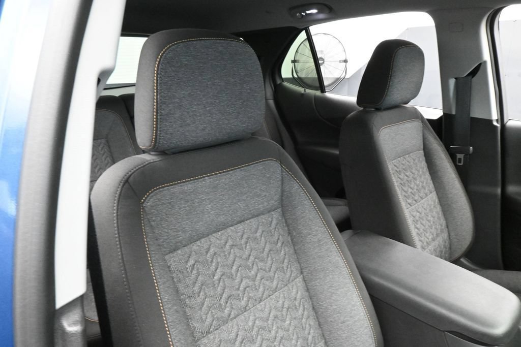 Used 2024 Chevrolet Equinox LT FWD image 41