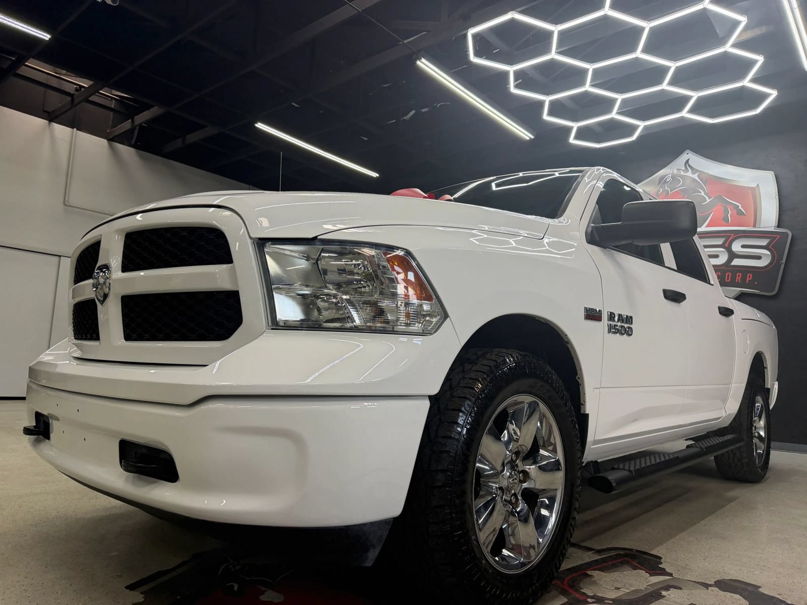 Used 2018 RAM 1500 Tradesman w/ Popular Equipment Group AWD/4WD image 4