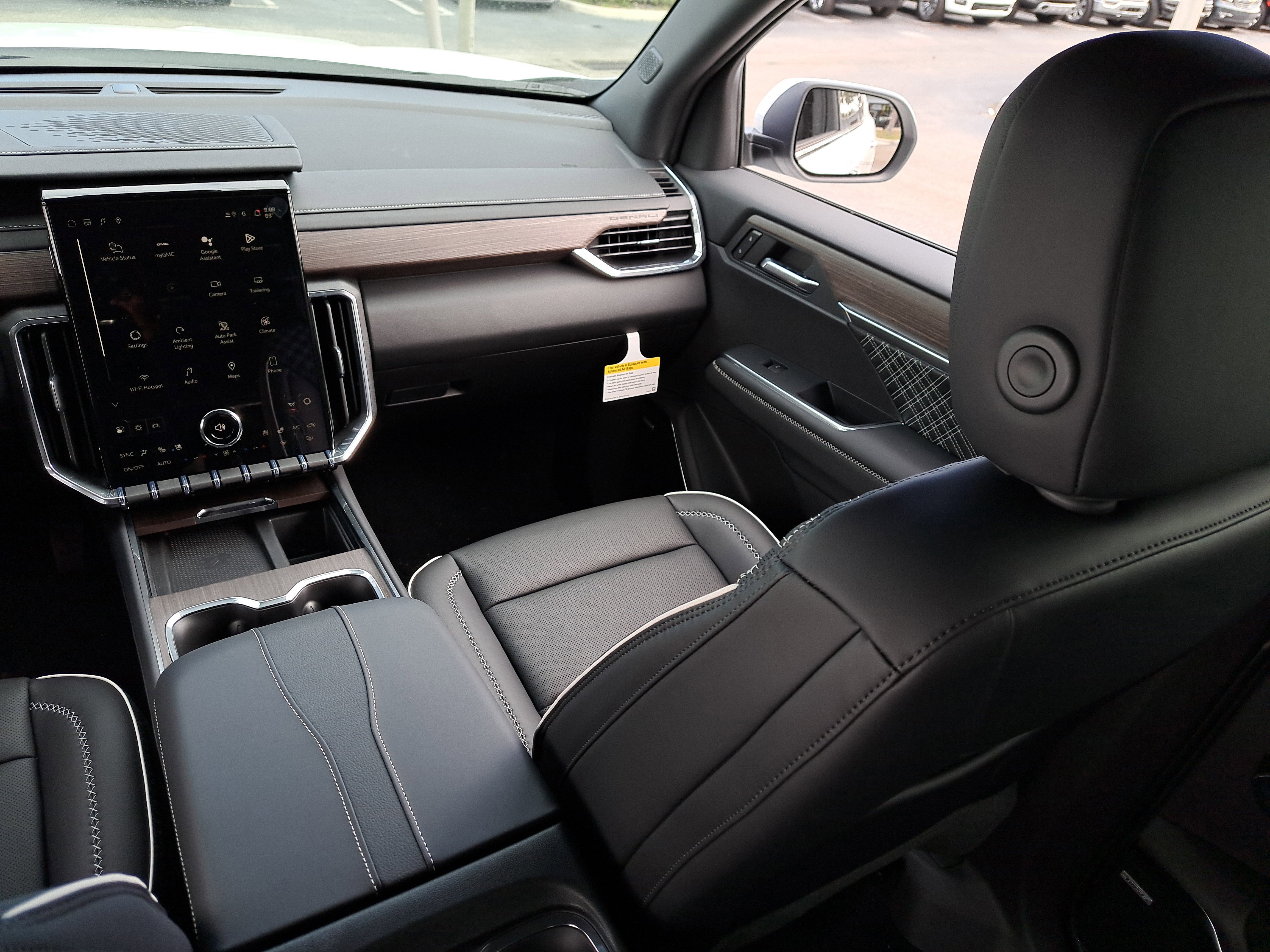 New 2026 GMC Acadia Denali w/ Super Cruise Package image 18