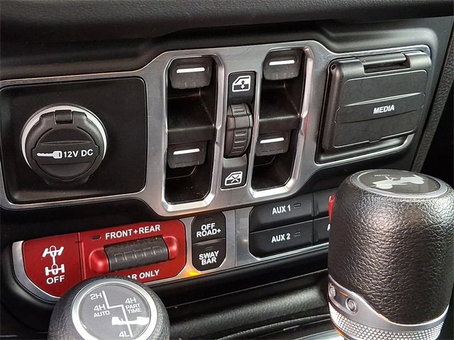 Used 2024 Jeep Wrangler Unlimited Rubicon 4xe image 28