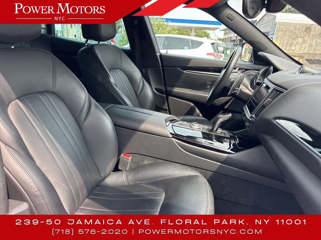 Used 2023 Maserati Levante Modena image 15