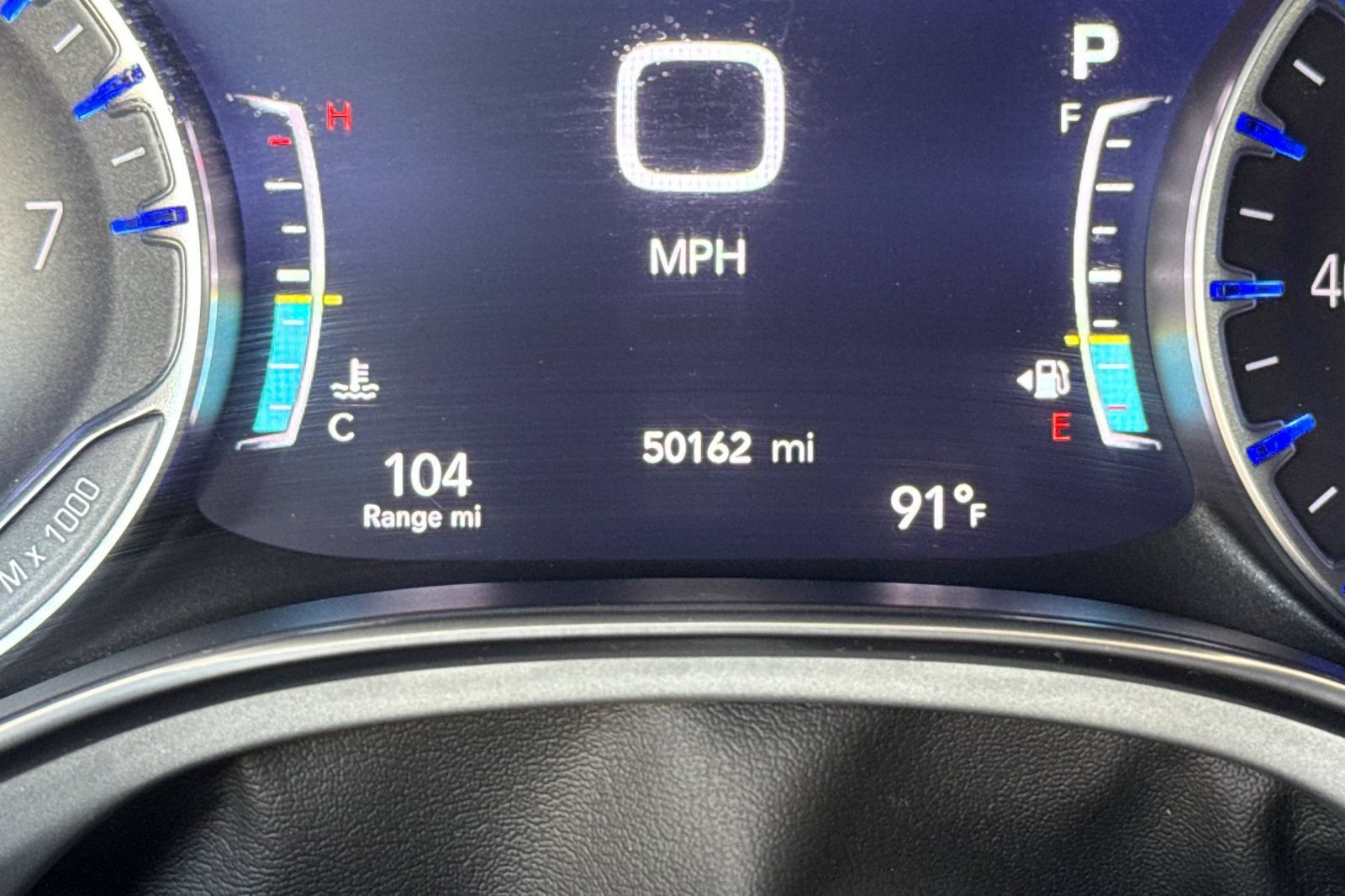 Used 2025 Chrysler Pacifica Limited FWD image 40