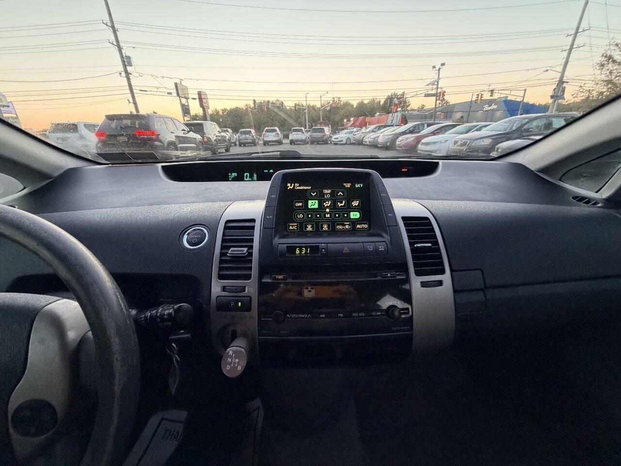 Used 2007 Toyota Prius w/ Pkg 2 FWD image 6