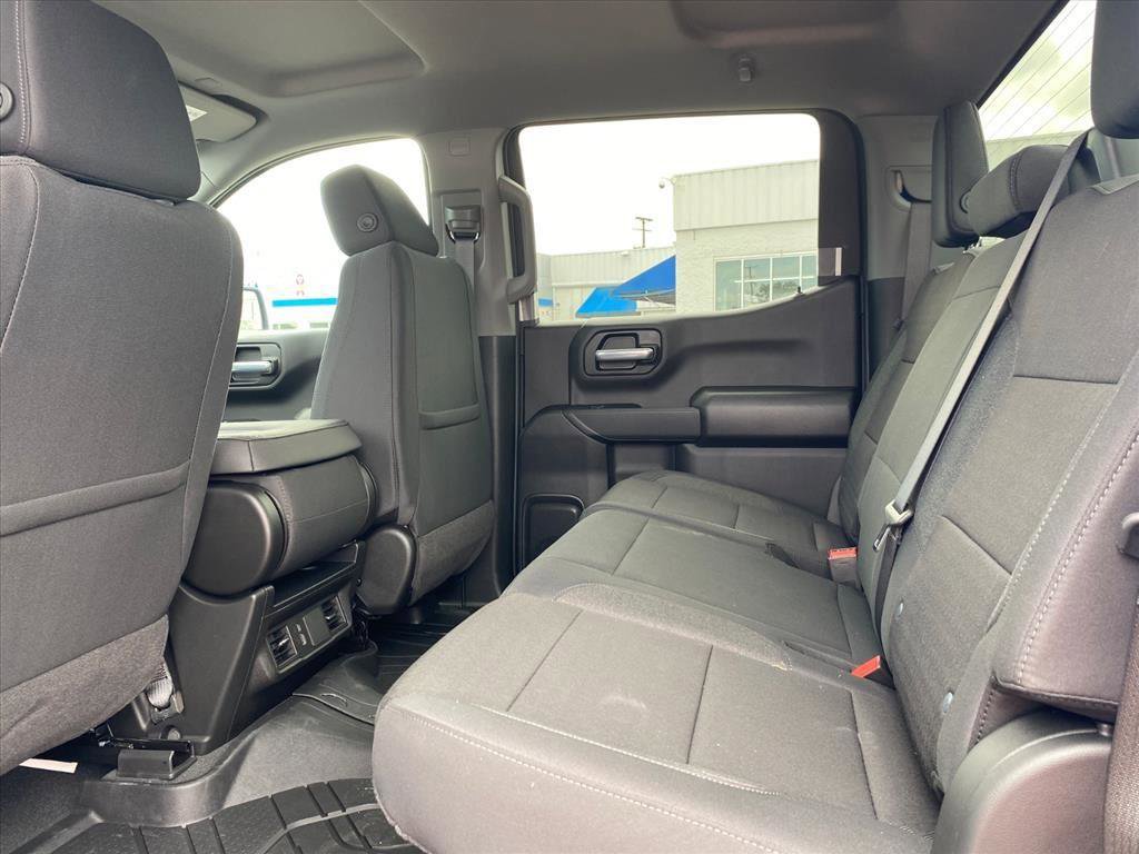 New 2026 Chevrolet Silverado 1500 Custom w/ Turbomax Blackout Package image 21