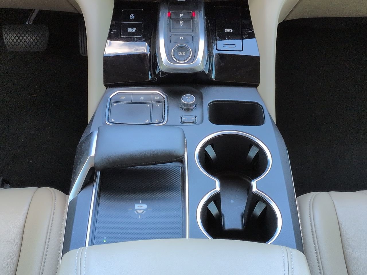 Used 2022 Acura MDX FWD w/ Technology Package image 19