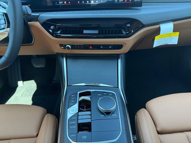 New 2026 BMW 330i xDrive Sedan w/ Premium Package AWD/4WD image 11