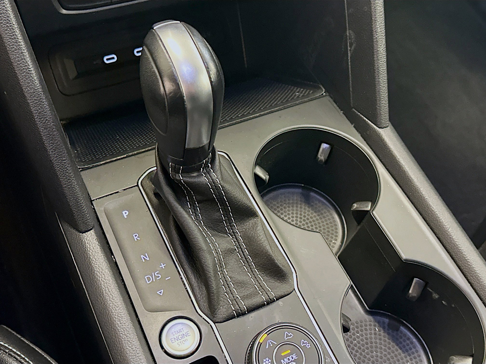 Used 2022 Volkswagen Atlas SE image 24