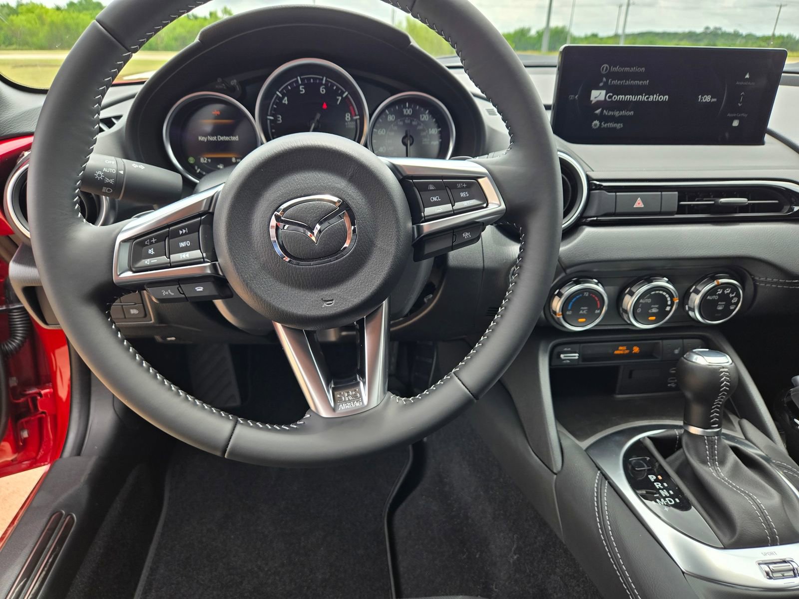 New 2026 MAZDA MX-5 Miata RF Grand Touring RWD image 10