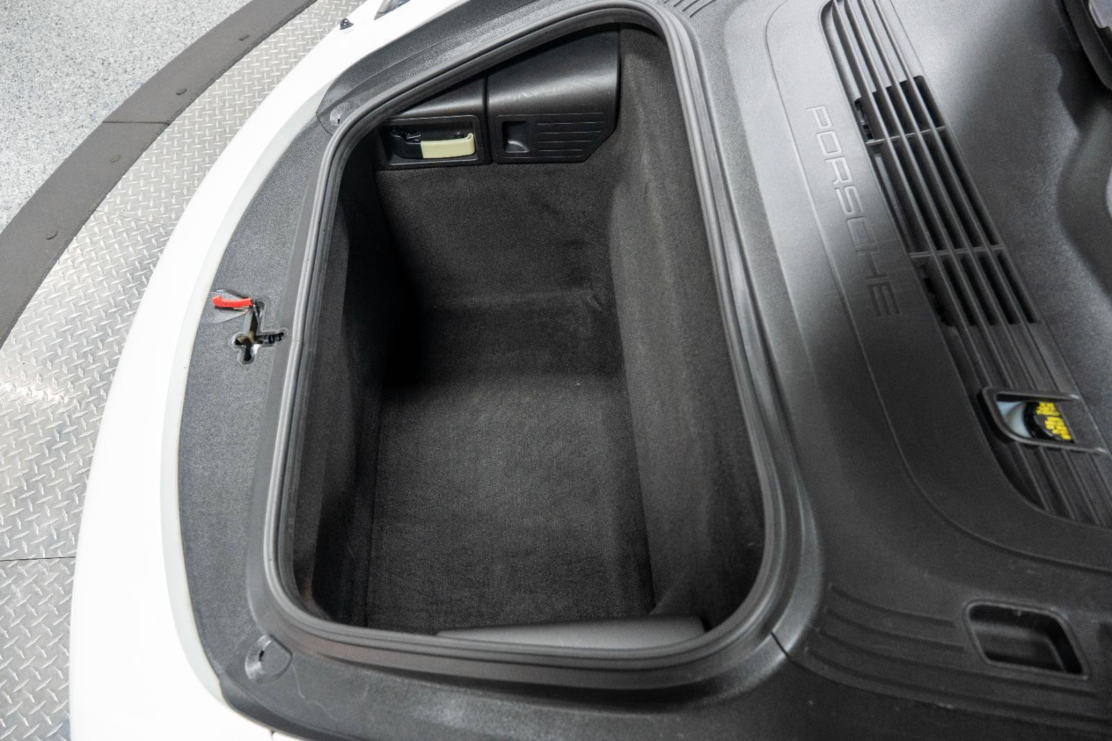 Used 2018 Porsche 911 Carrera GTS image 52