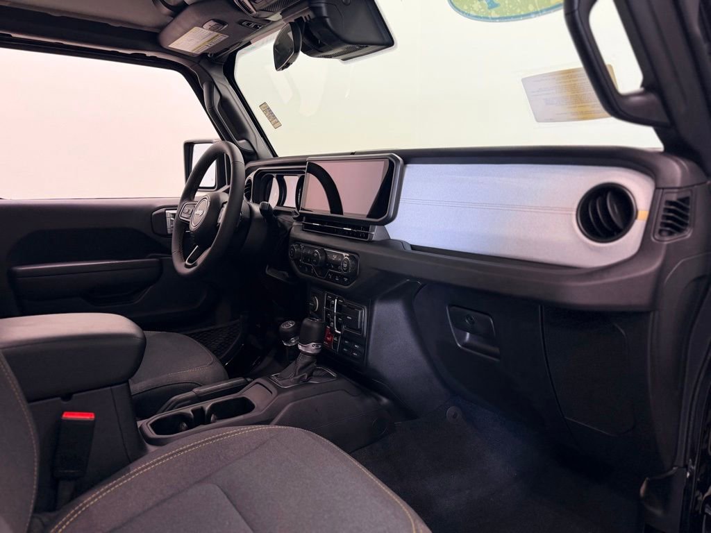 Used 2024 Jeep Wrangler Unlimited Sport AWD/4WD image 17