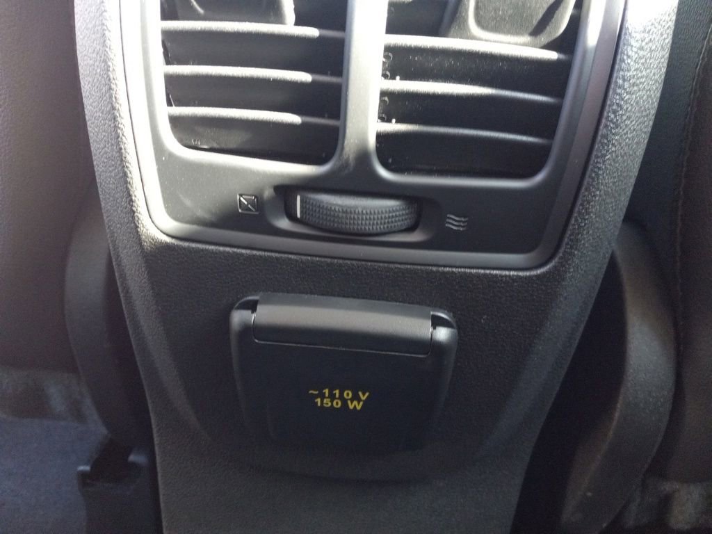 Used 2019 Ford Escape Titanium image 22