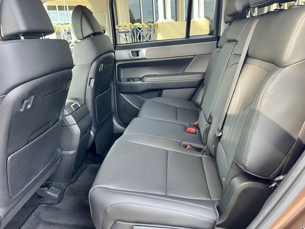 Used 2025 Hyundai Santa Fe XRT image 12