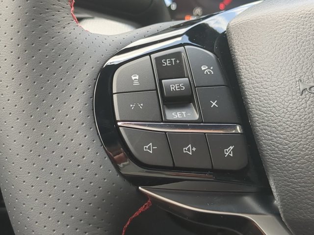 New 2026 Ford Explorer ST-Line RWD image 27