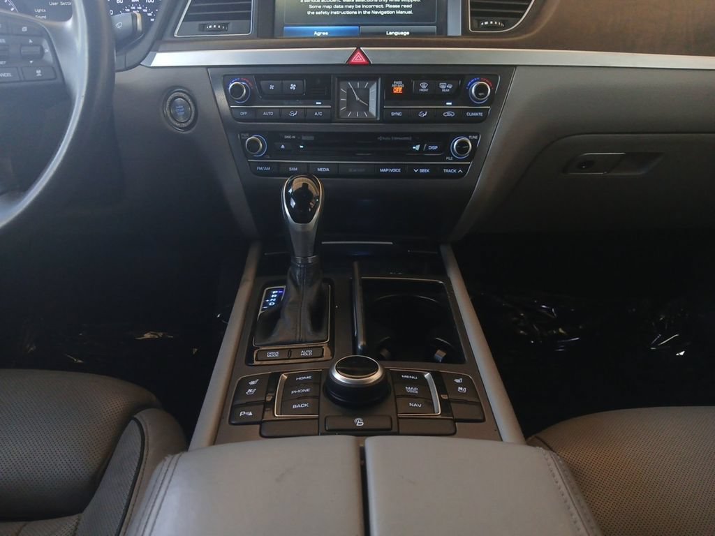 Used 2015 Hyundai Genesis 3.8 w/ Option Group 04 RWD image 11