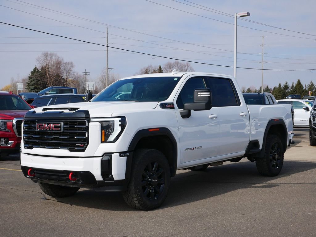 Used 2025 GMC Sierra 2500 AT4 image 3
