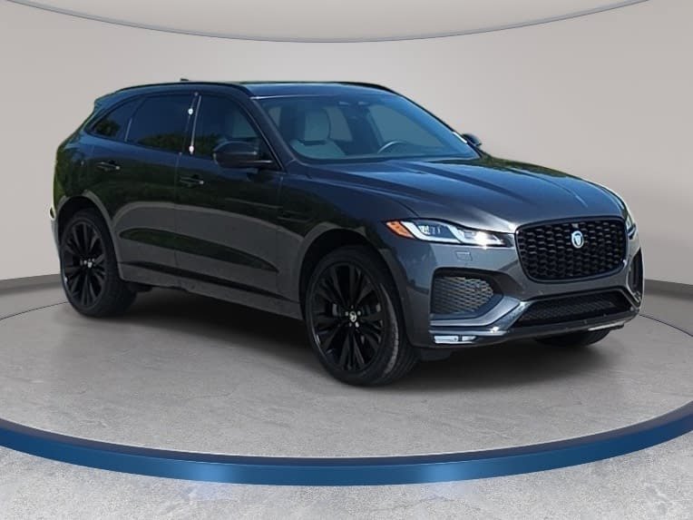 Used 2026 Jaguar F-PACE R-Dynamic S AWD/4WD image 3