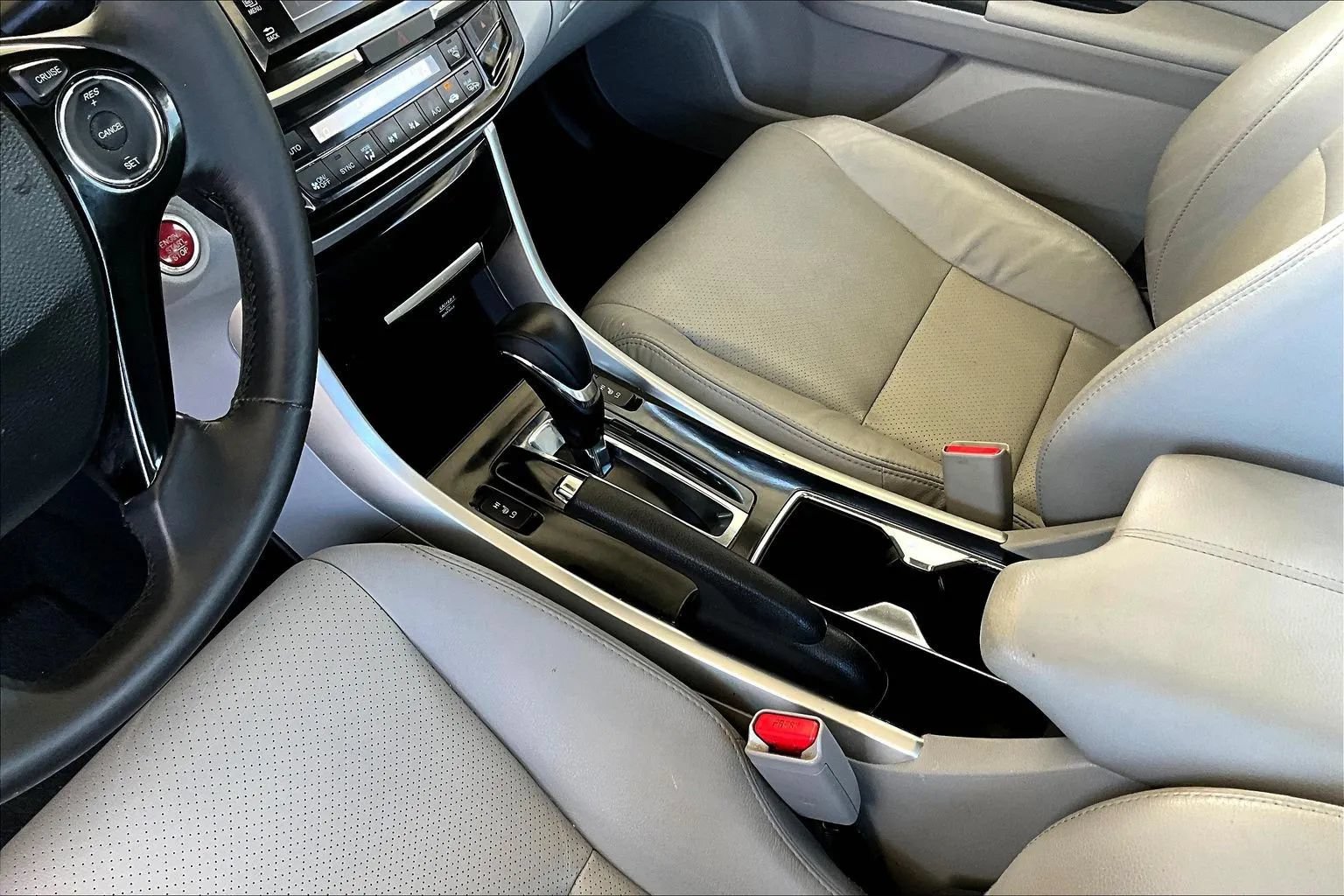 Used 2017 Honda Accord EX-L image 15