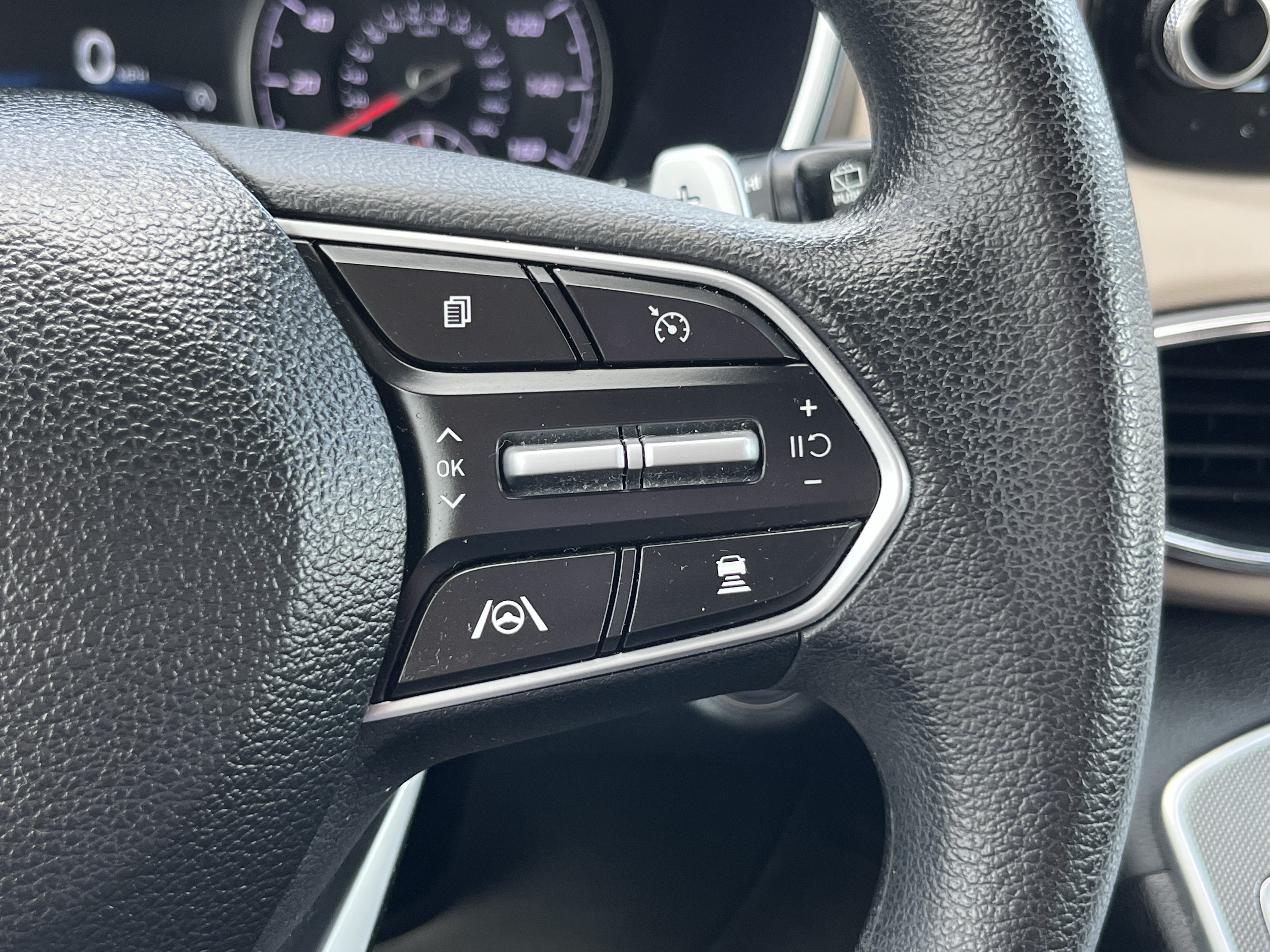 Used 2022 Hyundai Santa Fe SEL AWD/4WD image 25