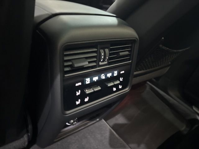 Used 2024 Porsche Cayenne S image 27