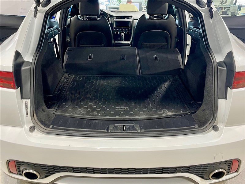 Used 2020 Jaguar E-PACE R-Dynamic S image 23