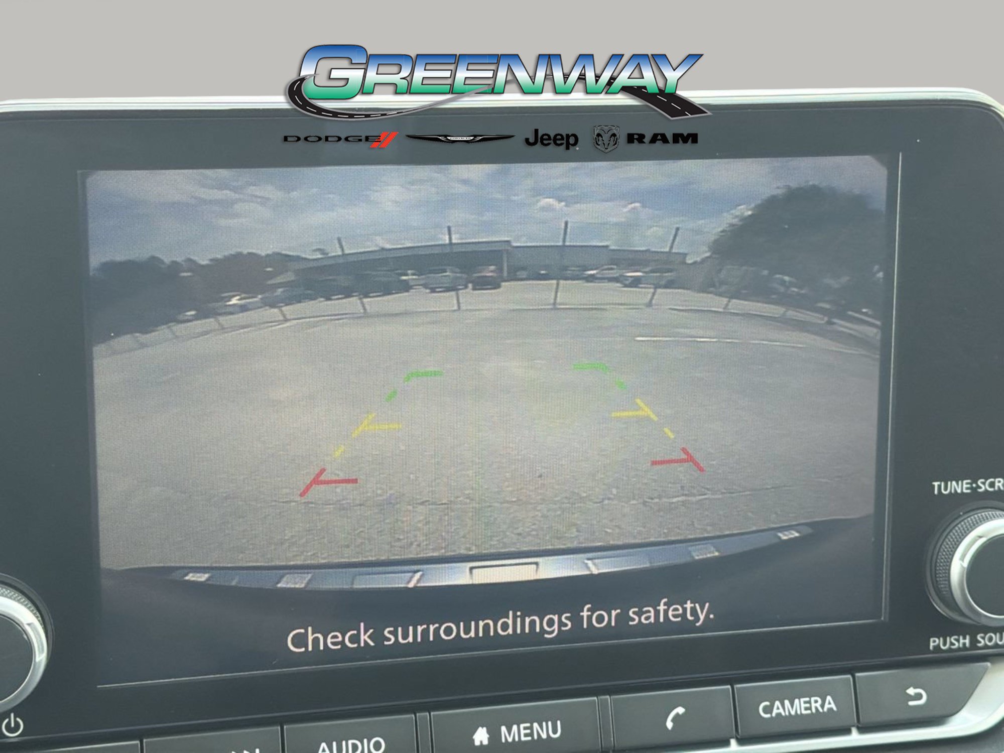 Used 2023 Nissan Rogue SV FWD image 21