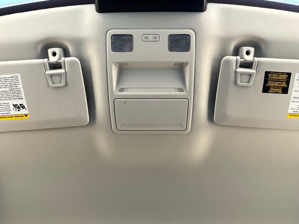 Used 2025 Ford Maverick XLT w/ XLT Luxury Package image 38