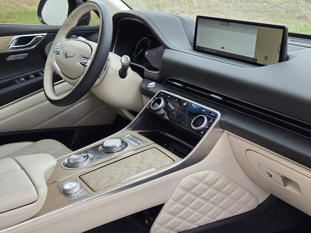 Used 2024 Genesis GV80 3.5T w/ Prestige Package image 30