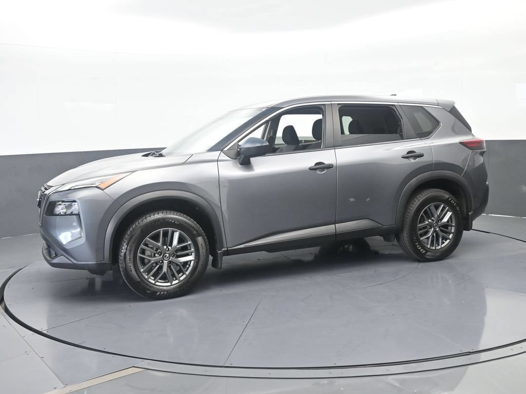 Used 2021 Nissan Rogue S FWD image 2