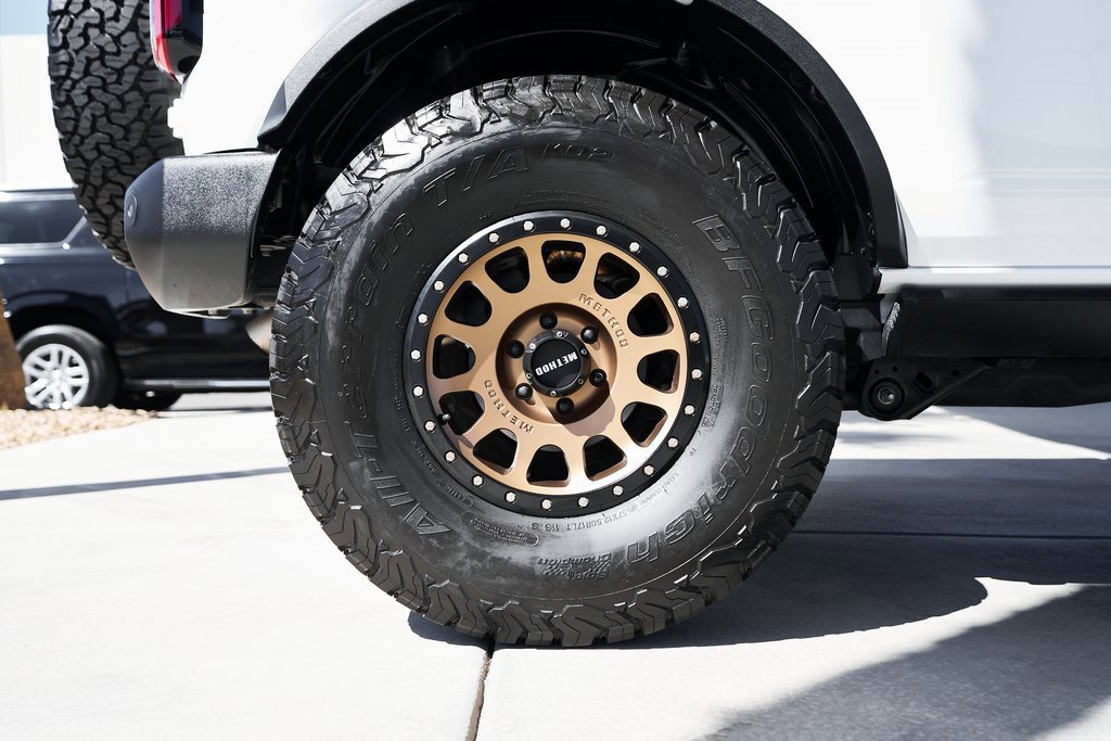 Used 2022 Ford Bronco Wildtrak image 9