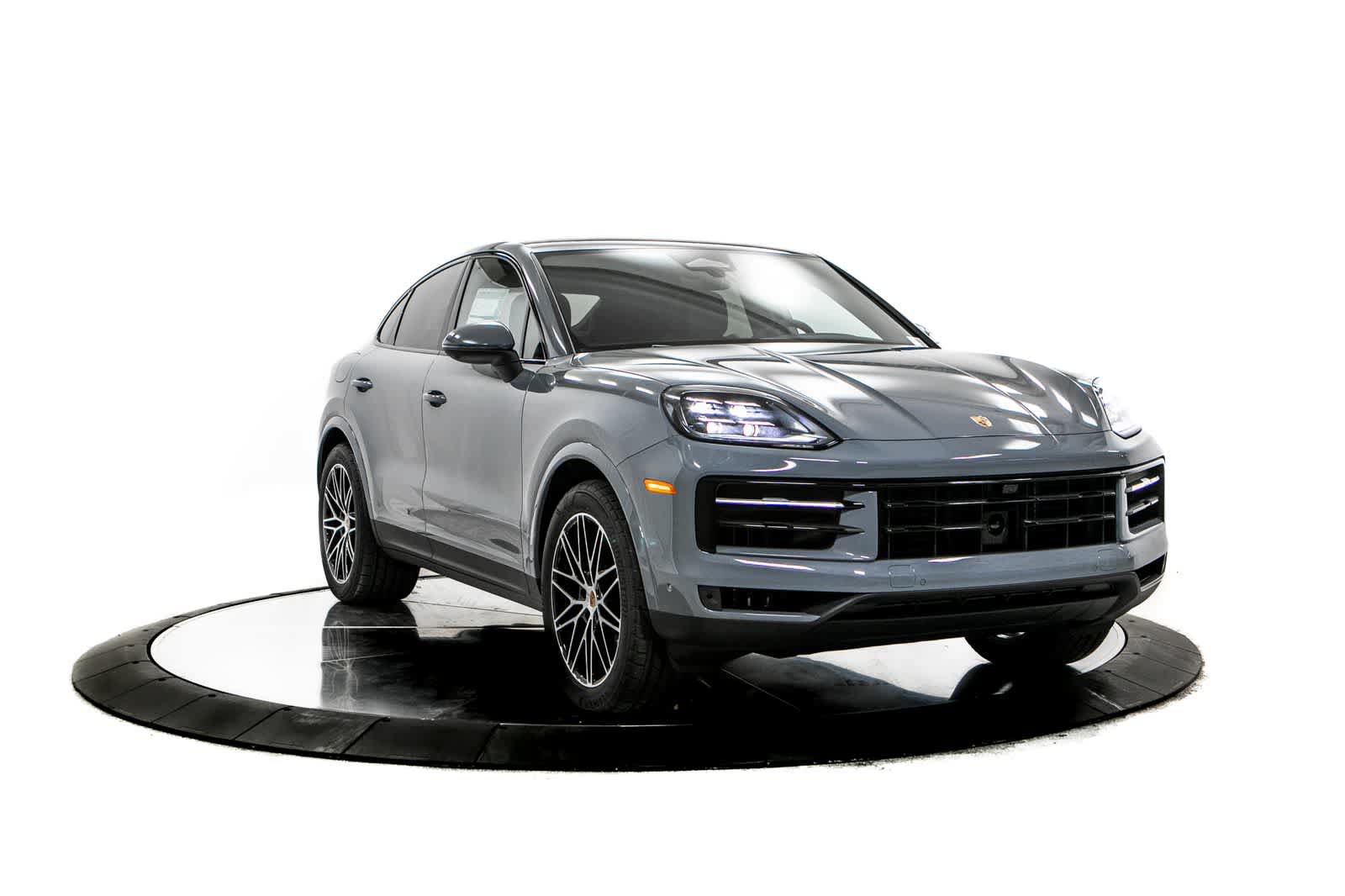 New 2026 Porsche Cayenne Coupe AWD/4WD image 9