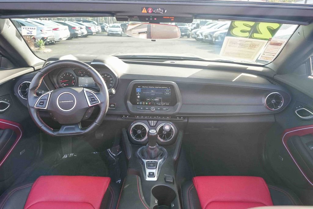 Used 2023 Chevrolet Camaro LT w/ Technology Package image 11