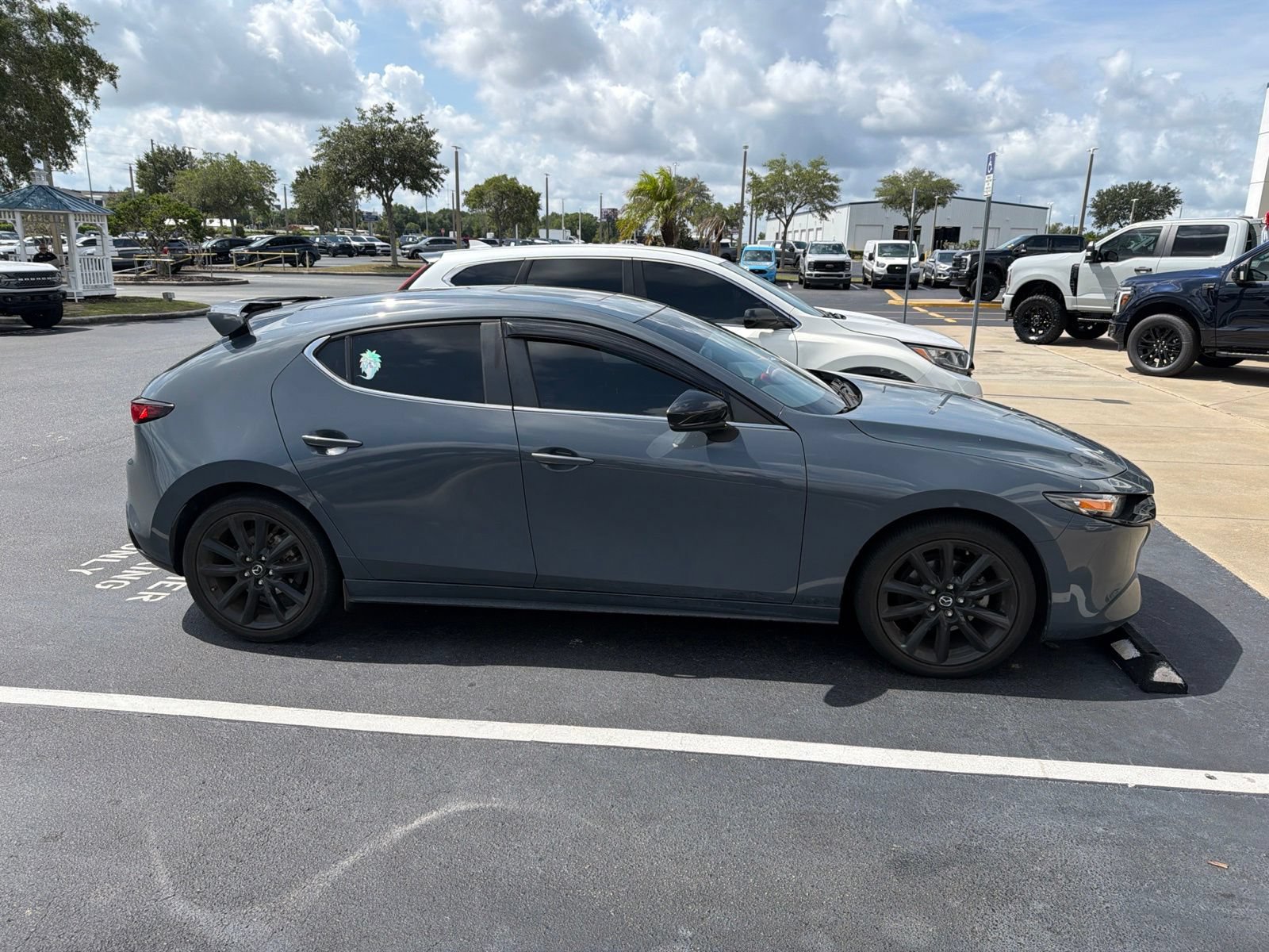 Used 2024 MAZDA MAZDA3 s AWD/4WD image 2