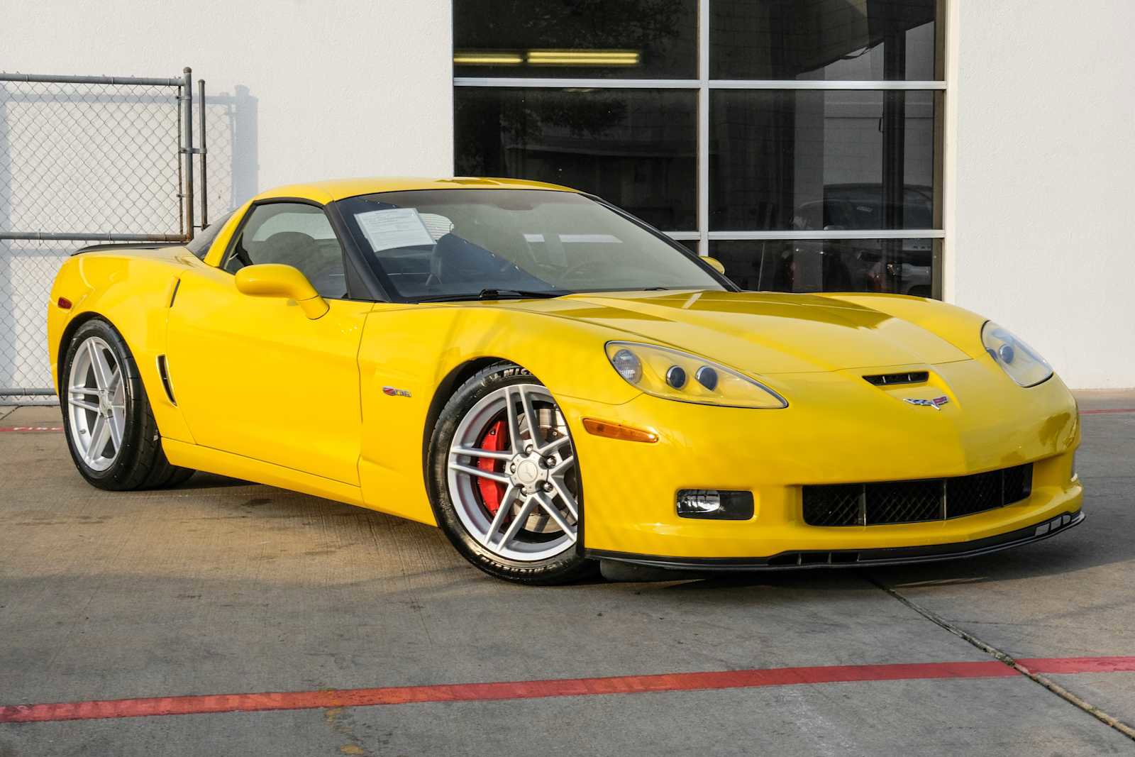 Used 2006 Chevrolet Corvette Z06 w/ Preferred Equipment Group image 6