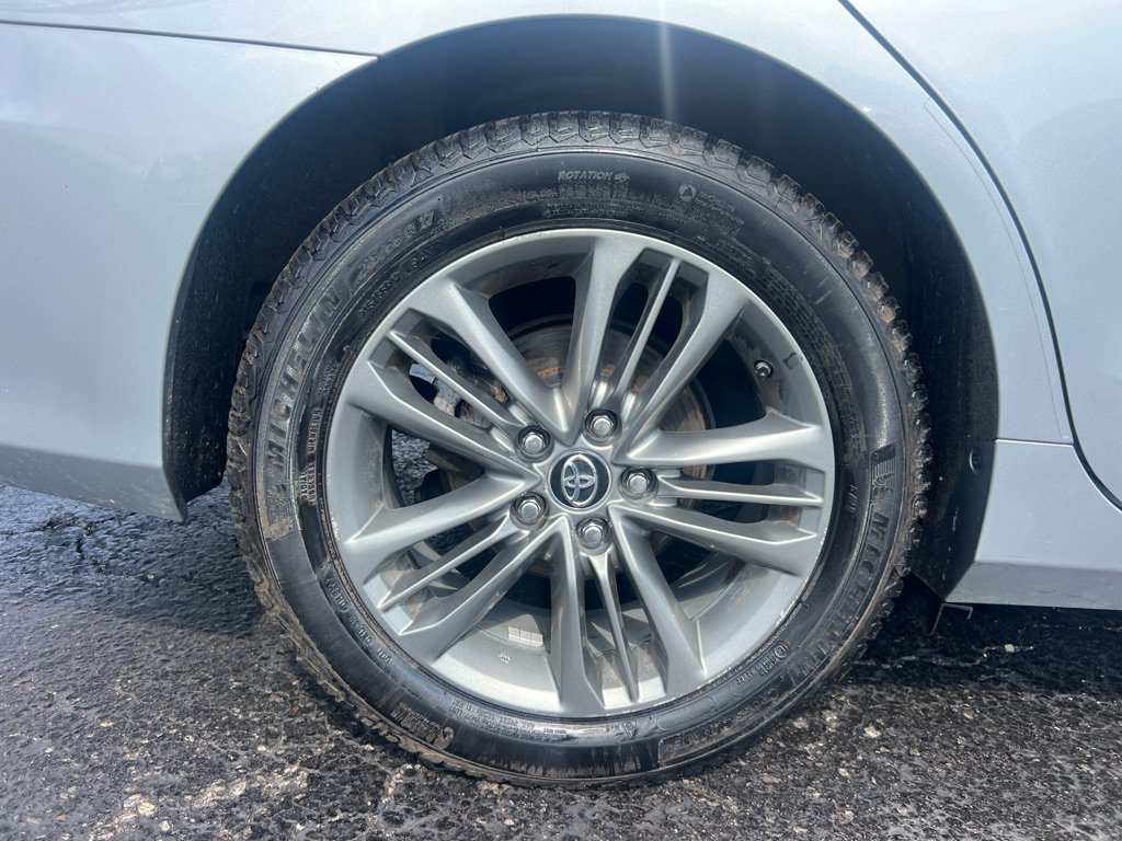Used 2015 Toyota Camry SE FWD image 41